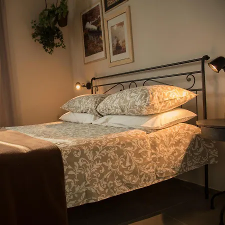 Beleli Daramba Alojamento de Acomodação e Pequeno-almoço Cuneo